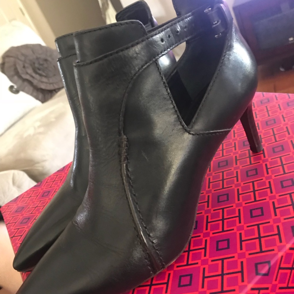 Authentic Tory Burch Ankle Boots